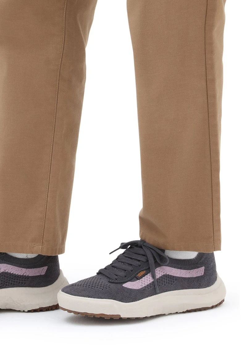 Vans ULTRARANGE VR3 UNISEX - Sneaker Low - Black 1 Vans ULTRARANGE VR3 UNISEX - Sneaker Low - Black