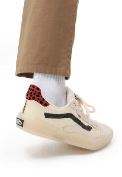 Vans UA EVDNT ULTIMATEWAFFLE - Sneaker Low - Dark Beige -Vans 057309d1b53a4575b5db2dc945fea0fe 1