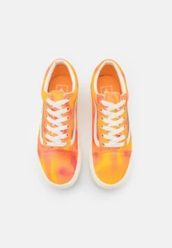Vans OLD SKOOL STACKFORM - Sneaker Low - Tonal Orange -Vans 07afb2b1dca34325b323ce2aed864ac6