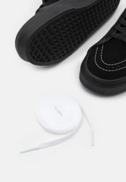 Vans SK8-HI UNISEX - Sneaker High - Black/true White 11 Vans SK8-HI UNISEX - Sneaker High - Black/true White -Vans 11d46093f1a74e62ab67964d9f4baa5d