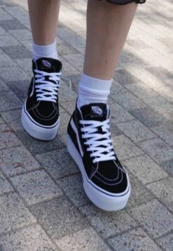 Vans SK8-HI STACKFORM - Sneaker High - Black/true White -Vans 1662652928449