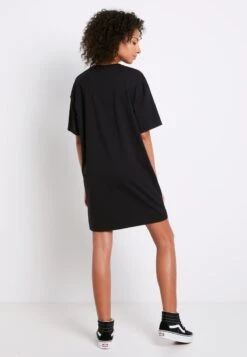 Vans WM CENTER VEE TEE - Jerseykleid - Black -Vans 1ad2281f837b41a78de1aafdb7f4b5c5