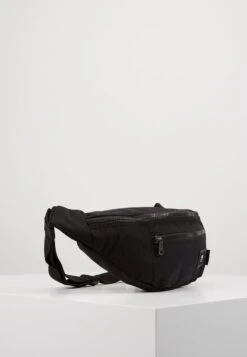 Vans WARD BODY PACK - Gürteltasche - Black Ripstop 9 Vans WARD BODY PACK - Gürteltasche - Black Ripstop -Vans 201b8bc97ca2455bb11280dc465faf5d