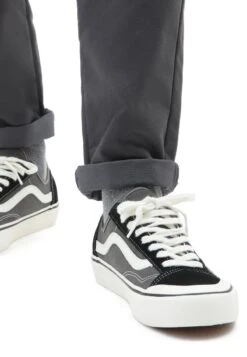 Vans UA STYLE 136 DECON VR3 SF - Sneaker Low - Black