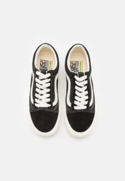 Vans OLD SKOOL VR3 UNISEX - Sneaker Low - Black/marshmallow 9 Vans OLD SKOOL VR3 UNISEX - Sneaker Low - Black/marshmallow -Vans 3b349f3310b742cc9818561cf6778760