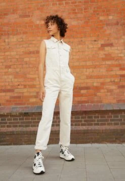 Vans WM GROUND WORK OVERALL - Latzhose - Black -Vans 45e8124d2b244e1cac316723d314ea86