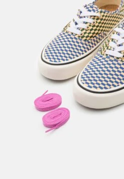 Vans UA AUTHENTIC VR3 SF - Sneaker Low - Cream -Vans 511ae994f7304d96bf7abbe37f9631c5