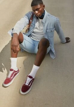 Vans UA OLD SKOOL - Sneaker Low - Port Royale/true White -Vans 574cdc690fab4d1794a9a0294d0aa2c6