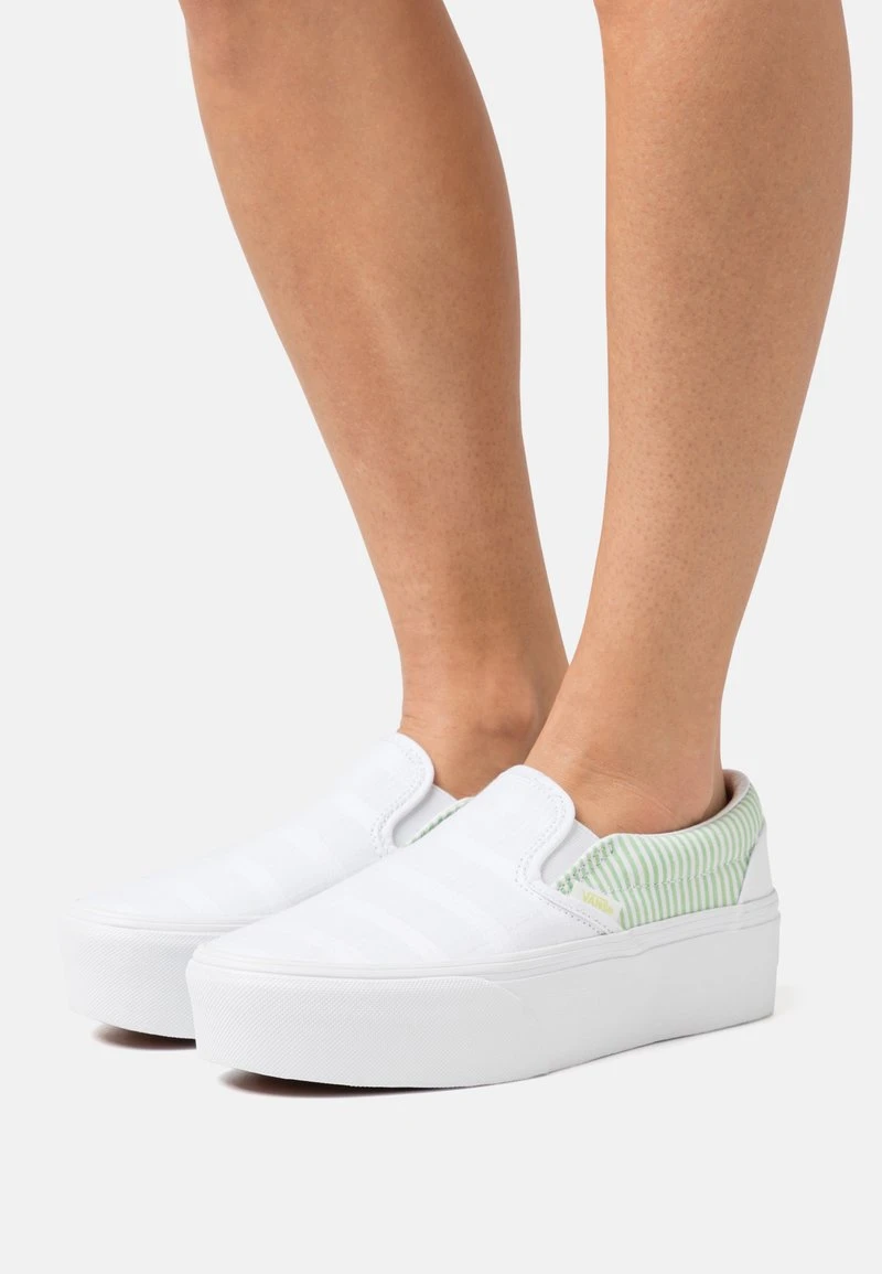 Vans CLASSIC SLIP ON STACKFORM - Slipper - Green/true White 1 Vans CLASSIC SLIP ON STACKFORM - Slipper - Green/true White