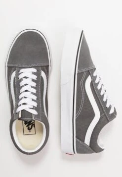 Vans UA OLD SKOOL - Sneaker Low - Pewter/true White -Vans 72c9c326760a44bcb5dc54a97019a756