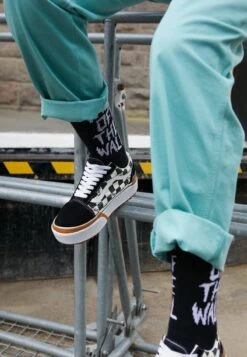 Vans OLD SKOOL STACKED - Sneaker Low - Multicolor/true White 10 Vans OLD SKOOL STACKED - Sneaker Low - Multicolor/true White -Vans 78c3b9f2181446cfa7f817032d2582ec