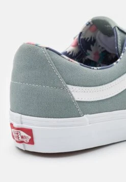 Vans SK8-LOW UNISEX - Sneaker Low - Green Milieu/true White 11 Vans SK8-LOW UNISEX - Sneaker Low - Green Milieu/true White -Vans 88dc81a301c743b1ad64d89665e2449e