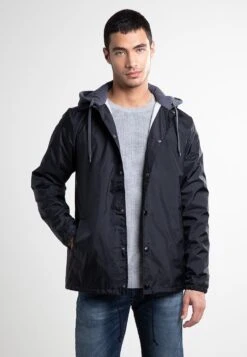 Vans MN RILEY - Leichte Jacke - Black 10 Vans MN RILEY - Leichte Jacke - Black -Vans 9aec131287f349c395f85c728bf657e1