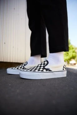 Vans UA CLASSIC SLIP-ON PLATFORM - Slipper - Black/white 11 Vans UA CLASSIC SLIP-ON PLATFORM - Slipper - Black/white -Vans a00515807c3643b99cc7b32cbca0df9f
