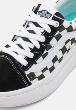 Vans OLD SKOOL OVERT UNISEX - Sneaker Low - Black/white -Vans a21b99cb424c4a3ca08734b0245d38b4