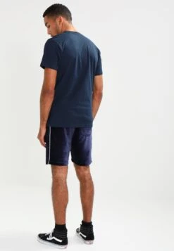 Vans CLASSIC - T-Shirt Print - Navy/white 8 Vans CLASSIC - T-Shirt Print - Navy/white -Vans c8c710ea0c6c4acdbcba54dff144913b