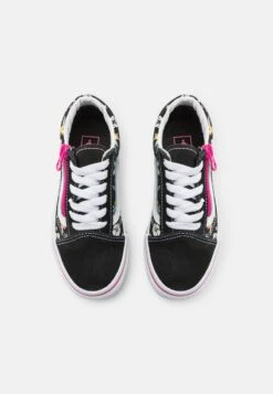 Vans UY OLD SKOOL ZIP - Sneaker High - Black 9 Vans UY OLD SKOOL ZIP - Sneaker High - Black -Vans c97d318f5ac34e5788c76f27614d8616