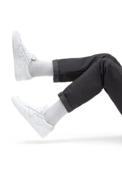 Vans LOWLAND UNISEX - Sneaker Low - White