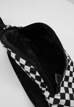 Vans MINI WARD - Gürteltasche - Black/white 11 Vans MINI WARD - Gürteltasche - Black/white -Vans d78a90d84b6c44b08ae228dcd7a8a9d9