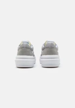 Vans OLD SKOOL OVERT UNISEX - Sneaker Low - Drizzle 8 Vans OLD SKOOL OVERT UNISEX - Sneaker Low - Drizzle -Vans da6e906ea348420fa9798111e1dd9837