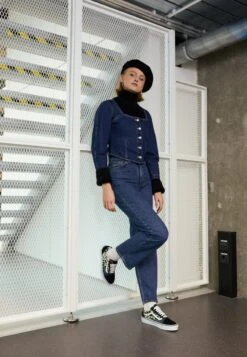 Vans OLD SKOOL - Sneaker Low - Rainbow Multi-coloured 10 Vans OLD SKOOL - Sneaker Low - Rainbow Multi-coloured -Vans df1ac420c045400ca5d30e622bed9378