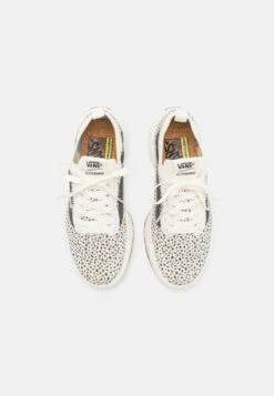 Vans ULTRARANGE VR3 - Sneaker Low - Marshmallow/black 11 Vans ULTRARANGE VR3 - Sneaker Low - Marshmallow/black -Vans e2bc37b9c41541f09989feffdb8db357