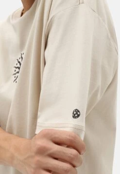 Vans HARMONY OST SS - T-Shirt Print - Light Beige 8 Vans HARMONY OST SS - T-Shirt Print - Light Beige -Vans f28507fc2eb84057863495abbc63e0b2