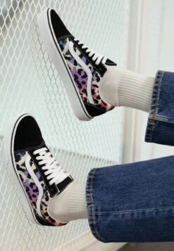 Vans OLD SKOOL - Sneaker Low - Rainbow Multi-coloured 8 Vans OLD SKOOL - Sneaker Low - Rainbow Multi-coloured -Vans f5734d9e5b7a4f8bbcba38bf2af73ff0