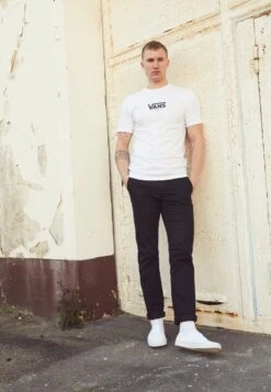 Vans UA AUTHENTIC - Sneaker Low - True White 8 Vans UA AUTHENTIC - Sneaker Low - True White -Vans f9d33e86f3d542a0ba62797534a42899